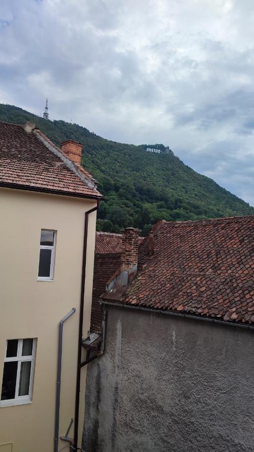 Robert'S Apartment Brasov Exterior photo